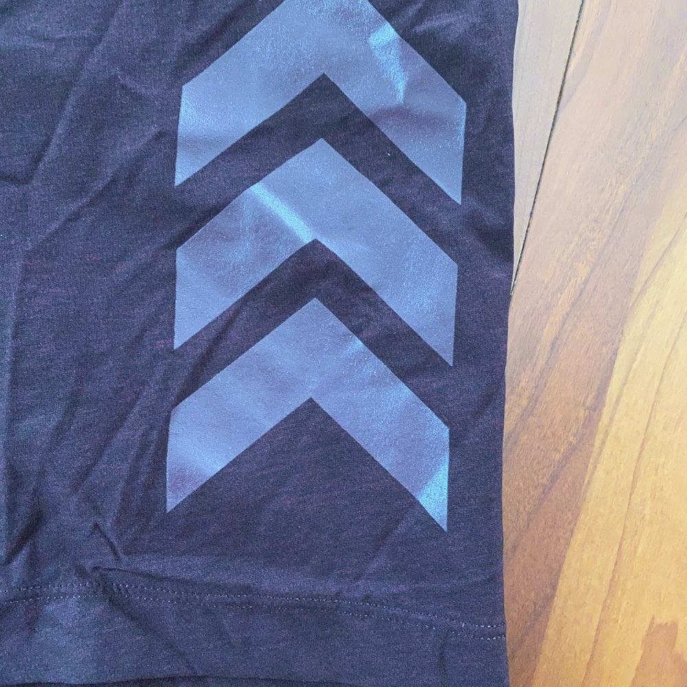 Lululemon Barry’s Bootcamp Pace Breaker Shorts 9’’ - Picture 7 of 7